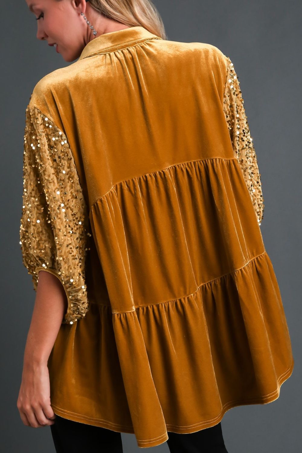 Umgee Sequin Detail Tiered Back Half Sleeve Shirt